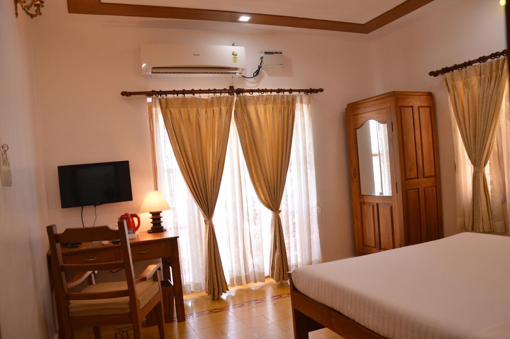 Hotel Cours Chabrol Puduččéri Pokoj fotografie